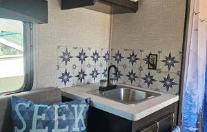 2022 Bushwhacker Plus 15 FK RV rental photo 5