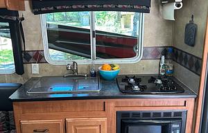 Toy hauler - clean and fully stocked!