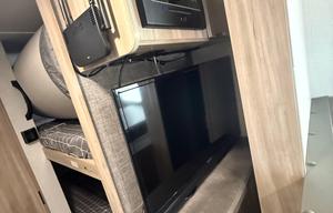 2024 Winnebago Industries Towables Micro Minnie 2306BHS RV rental photo 4