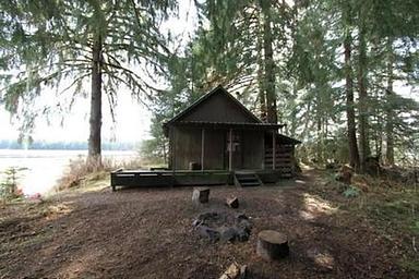 P10, Loop: AREA CASTLE FLATS CABIN