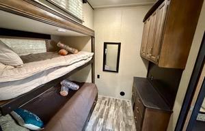 Wanda - 2 Bedroom Bunkhouse