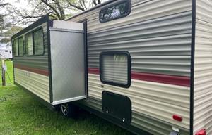 The perfect 1/2 ton towable family camper!!