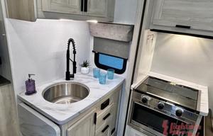 Forest River RV Sunseeker LE 3250DSLE Ford
