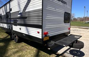 Fully Stocked Family Bunkhouse We Deliver & Set Up