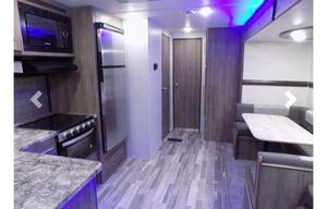 2022 CrossRoads RV Zinger ZR290KB