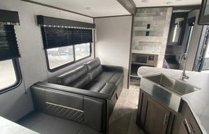 2022 Coleman The Destiny Series Sedona