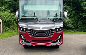 Relaxing Luxury RV Rental w/bunkhouse