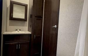 42ft Sundance 5th Wheel. Sleeps 10!
