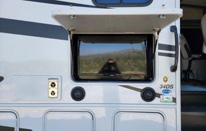 2022 FR3 34DS Class-A(Gas) Sleeps Up to 8 + Tent