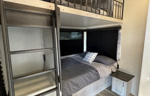 Pet-Friendly-Adventure Ready-22' Keystone Sprinter