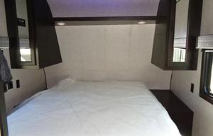 2022 Jayco 30' Camper with Full Amenities