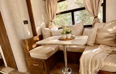 Comforts of home -King bed, tiled shower, big sink