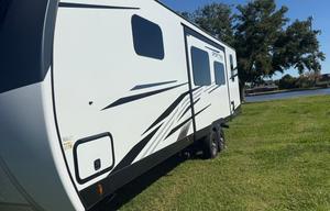 2025 Venture RV SportTrek