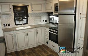 2021 Keystone RV Cougar “pet friendly”