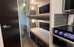 2024 Entegra Coach Odyssey 31F Bunkhouse Adventure