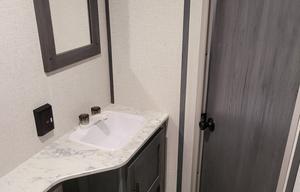 ★FULL size BUNKS★Sleeps 6★Exit 407