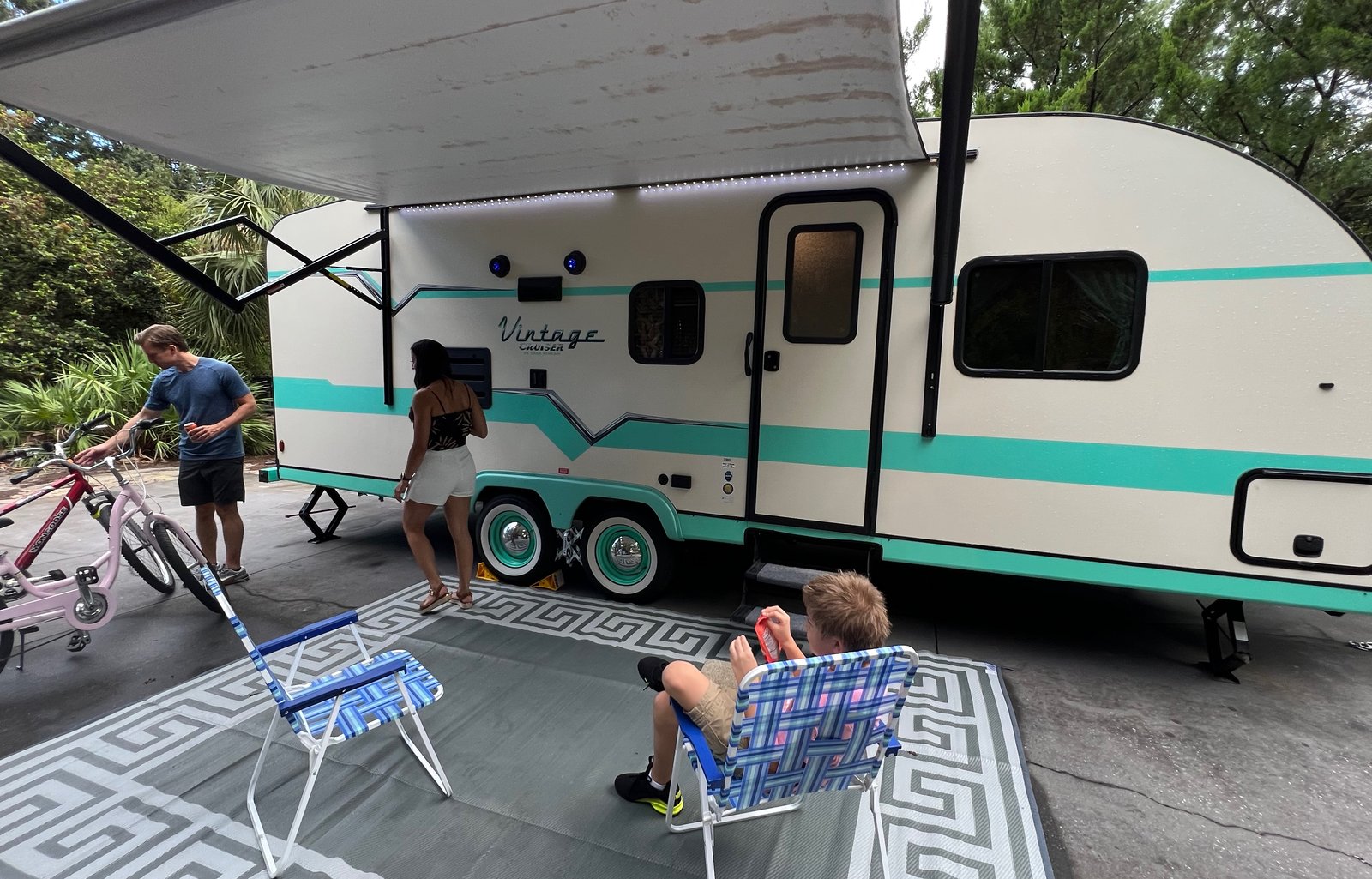 Modern 50s Style Travel Trailer with Outdoor TV!