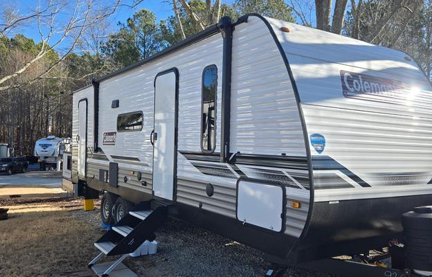 2024 Coleman Lantern 263BH