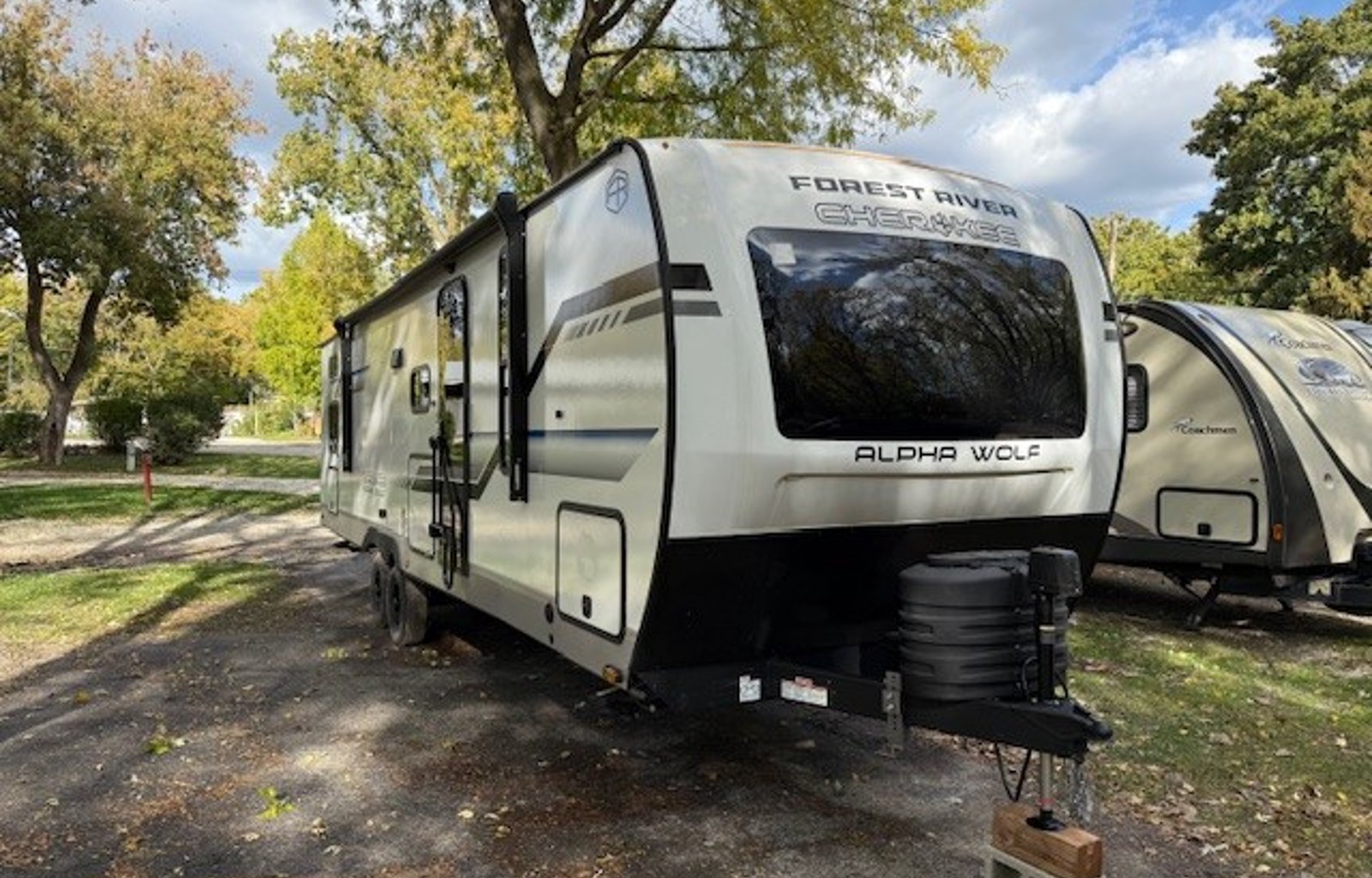 2025 Alpha Wolf Bunkhouse | Sleeps 8 | Delivery