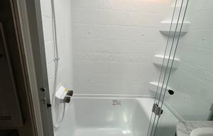 Comfortable Pet Friendly RV Loaded with Extras!!