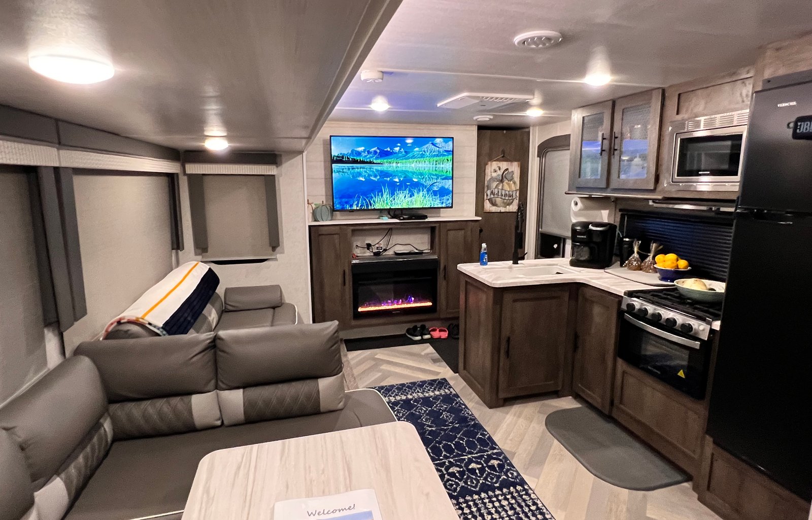 2021 Forrest River Wildwood "Huge Bunkroom"