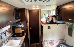 Wolf Pup 16BHS-Easy Tow, Sleeps 5, Pet OK, LOADED!