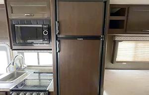 2020 Four Winds 22E RV rental photo 4