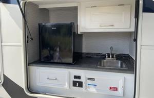 2023 Coachmen Mirada 32LS – Family Adventure Ready