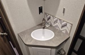 Luxury Family RV Go Explore X252
