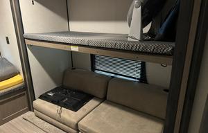 2021 Keystone RV Hideout 318BR
