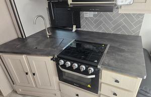 2024 Coachmen RV Apex Ultra-Lite 300BHS RV rental photo 15