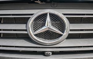 Revel All wheel Drive van Winnebago Mercedes-Benz