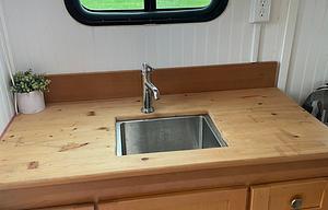 2016 Custom Built Tiny House :) RV rental photo 9