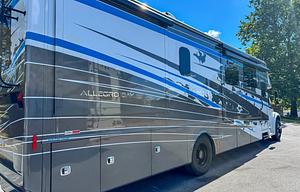 Tiffin Allegro Bay Super C
