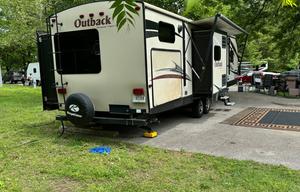 2018 Keystone RV Outback 325BH RV rental photo 6