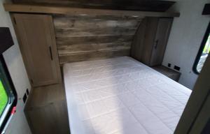 2022 Gulf Stream RV Ameri-Lite Ultra Lite 279BH RV rental photo 17