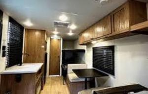 Easy Florida Getaway | Delivered Camper | Sleeps 5