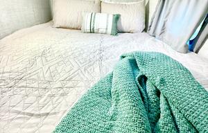 sleeps 9 + fully furnished