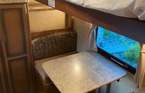 2014 CrossRoads RV Zinger ZT32QB