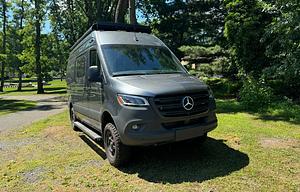 2023 Winnebago Revel 44E 4X4