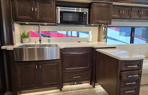 Beautiful 2019 Tiffin Allegro Bus 45 OPP