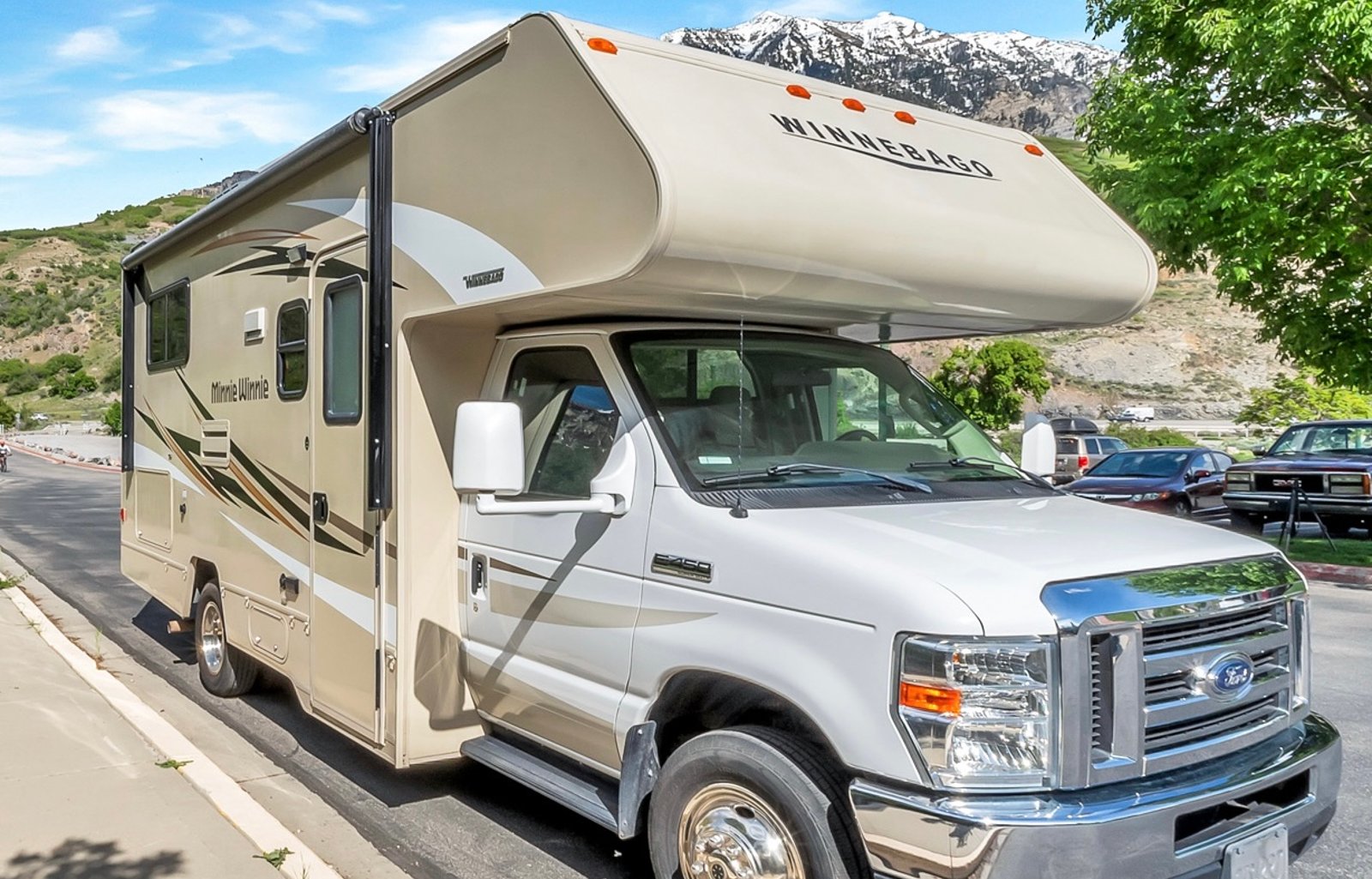 The Spirit of Adventure - Winnebago Minnie Winnie