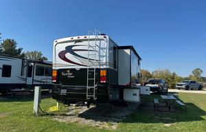 2013 Fleetwood RV Bounder Classic 36H