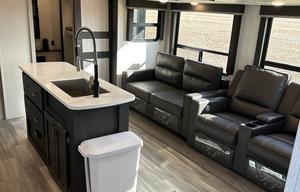 Luxury Family Adventure Awaits!
