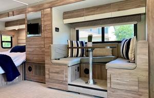 Meet Mellie-Belle! 2020 Jayco Melbourne Prestige