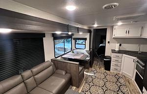Time Off...2024 Venture RV Stratus Sport SR289VBHS