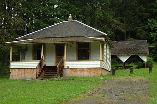 001, Loop: AREA LOUELLA CABIN