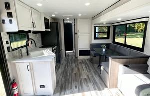 *BRAND NEW* 2025 Jayco - KING BED