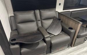 Fully Loaded NE Wisconsin Camper-Sleeps up to 10