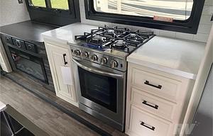 2023 Jayco Pinnacle 36FBTS